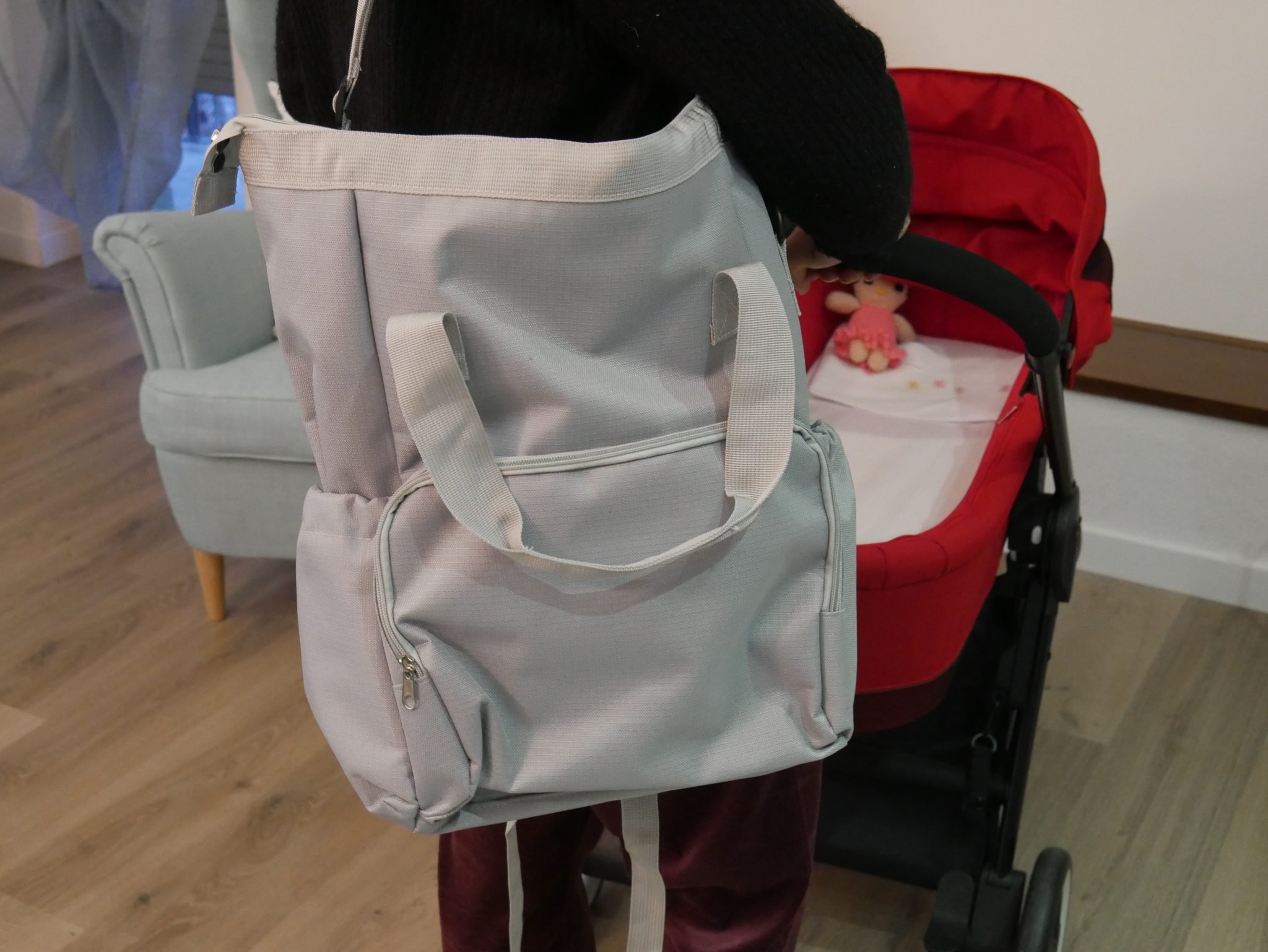 Recensione dello zaino fasciatoio Holife: tanto spazio e comodità ad un piccolo prezzo grazie al nostro coupon!