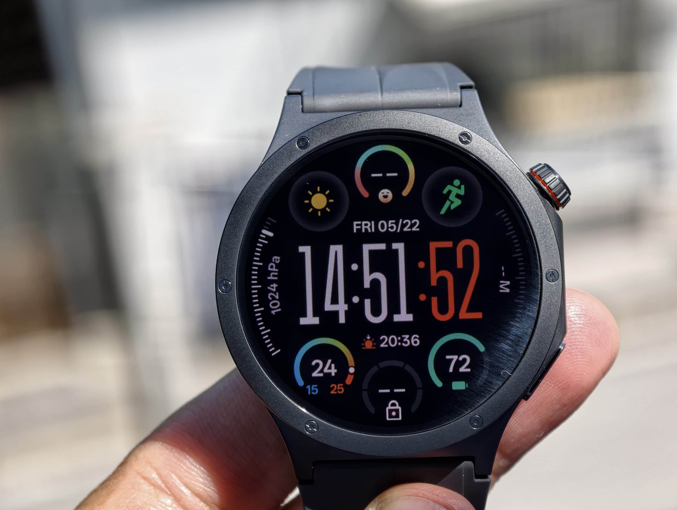 OnePlus Watch 4: titanio, Wear OS 6 e la batteria più lunga tra gli smartwatch Android